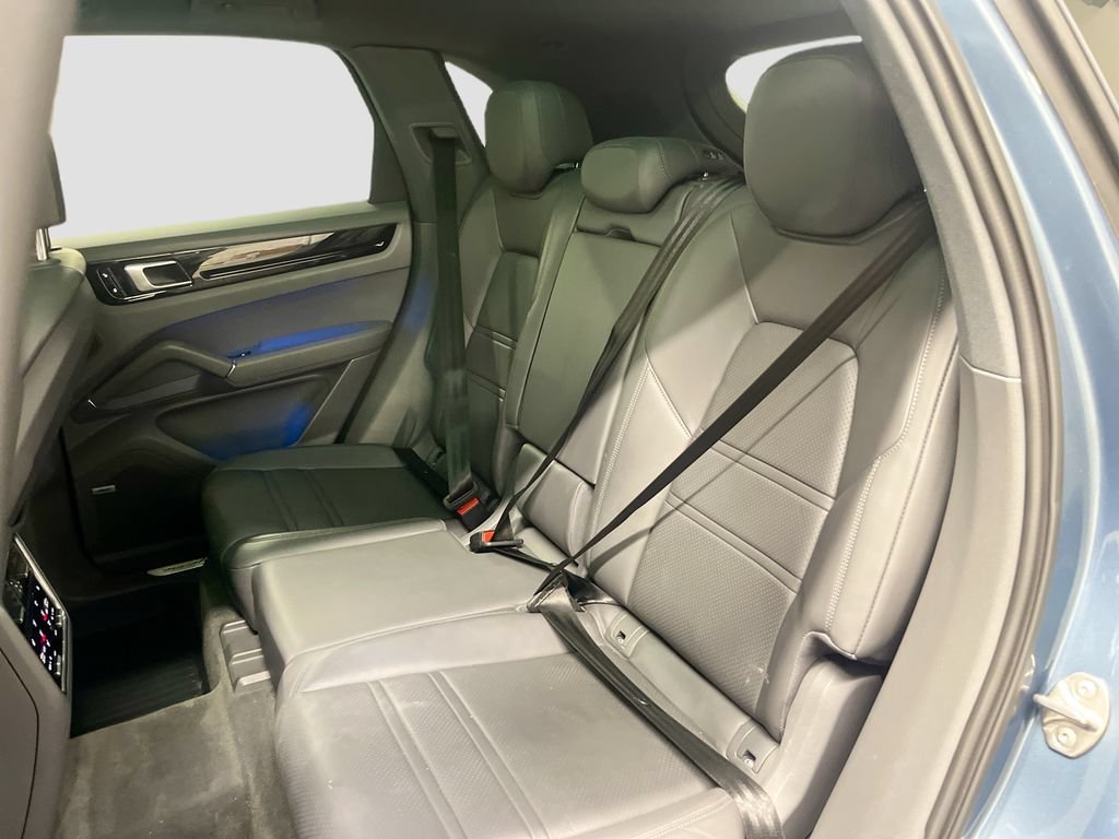 Certified 2019 Porsche Cayenne AWD/4WD image 24