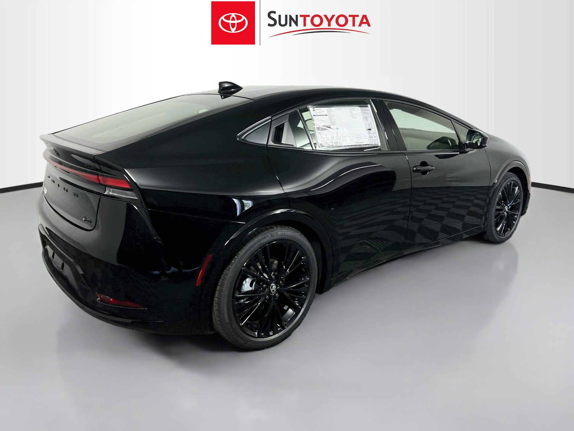 New 2027 Toyota Prius FWD image 4