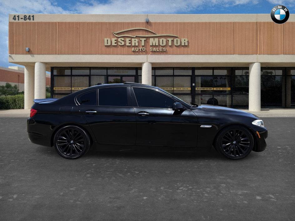 Used 2011 BMW 550i Sedan RWD image 4