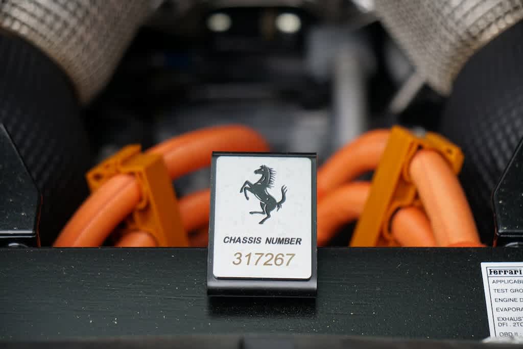 Used 2025 Ferrari 296 GTS RWD image 13