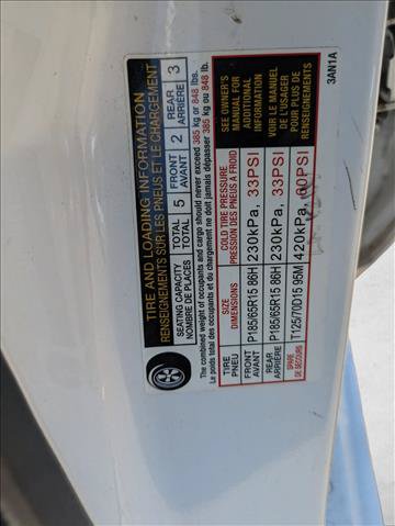Used 2015 Nissan Versa Note SV FWD image 13