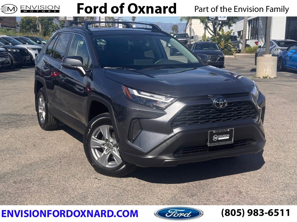 Used 2025 Toyota RAV4 LE image 1