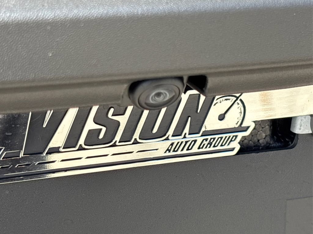 New 2025 Nissan Pathfinder SV w/ Black Appearance Package image 16