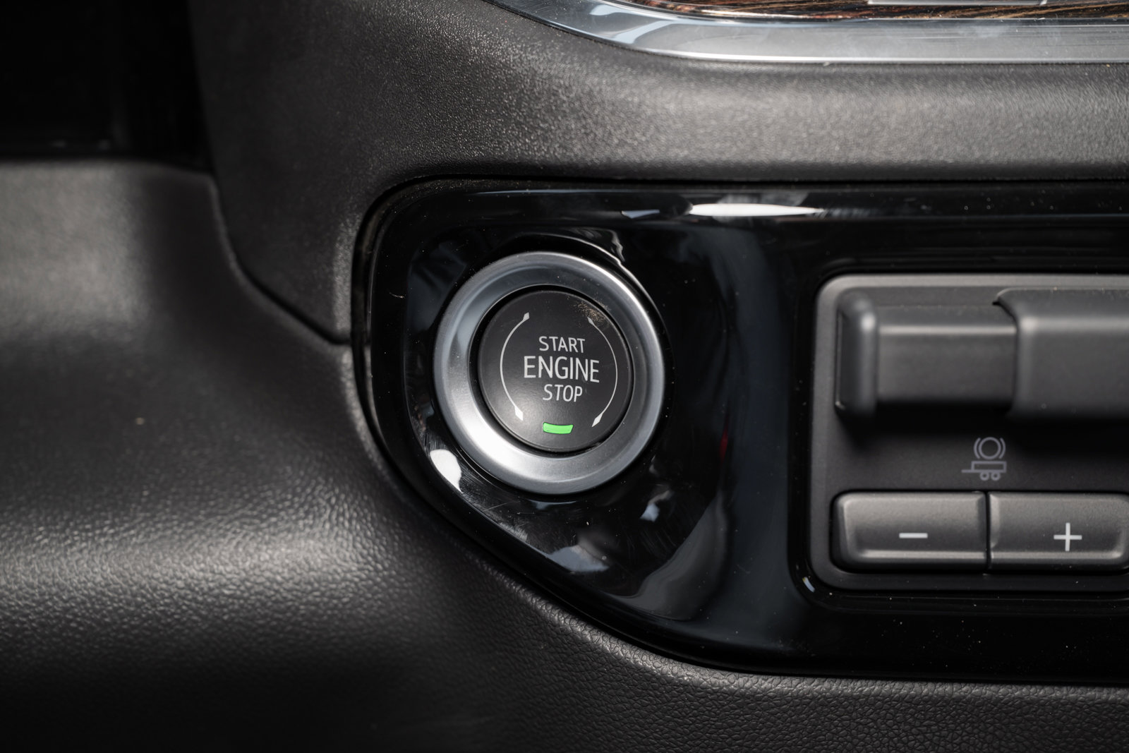 New 2024 GMC Sierra 1500 SLE w/ Preferred Package image 51