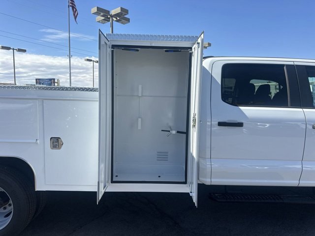 New 2025 Ford F550 XL 11Ft Scelzi Contractor Body image 7