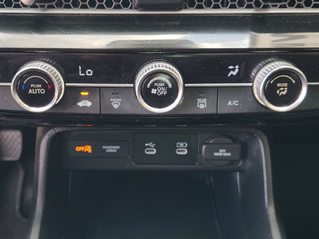 Used 2025 Honda Civic LX image 17