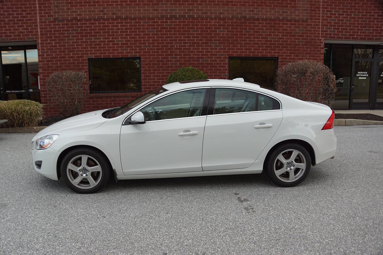 Used 2012 Volvo S60 T5 image 3