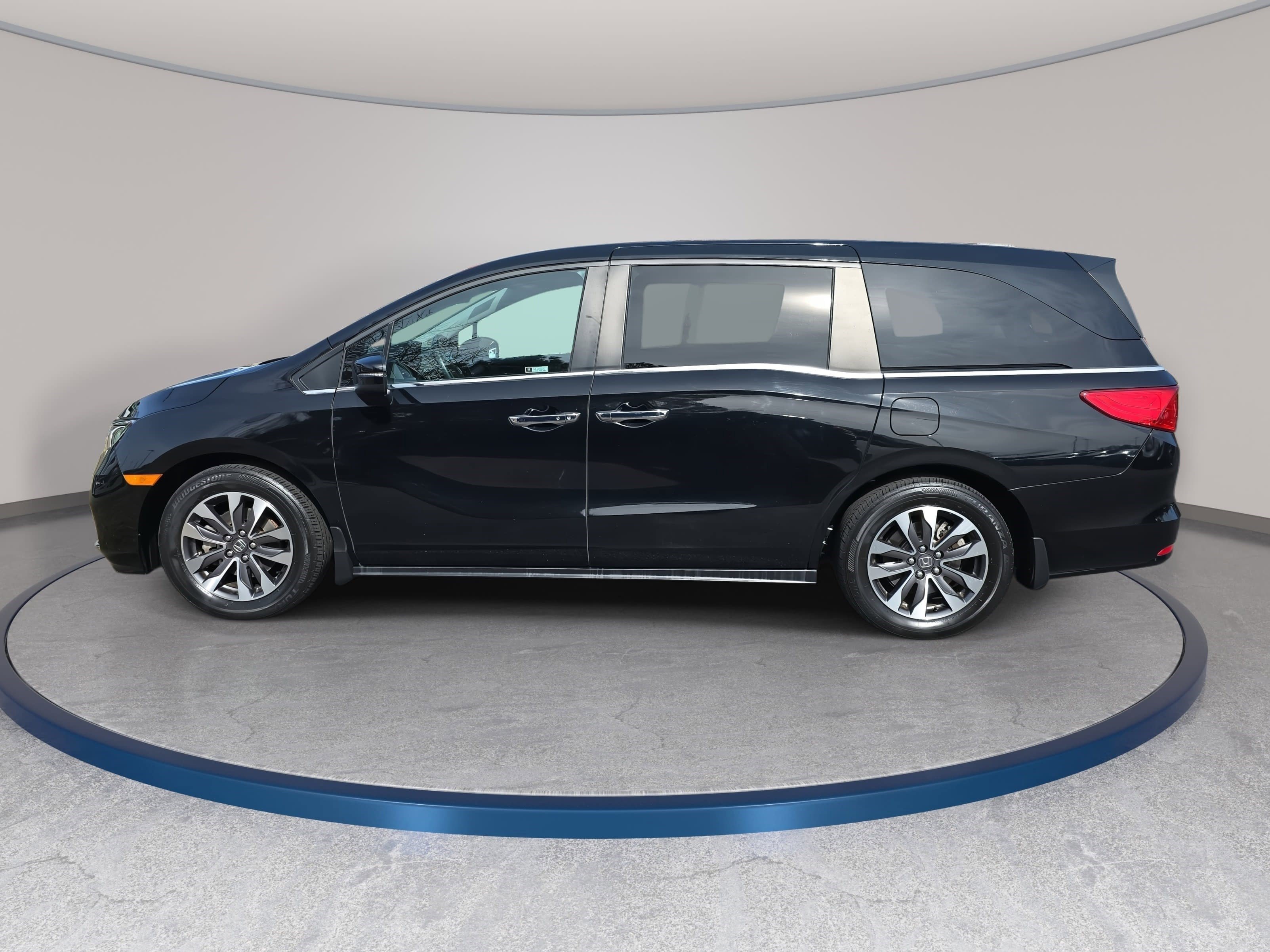 Used 2023 Honda Odyssey EX-L image 8