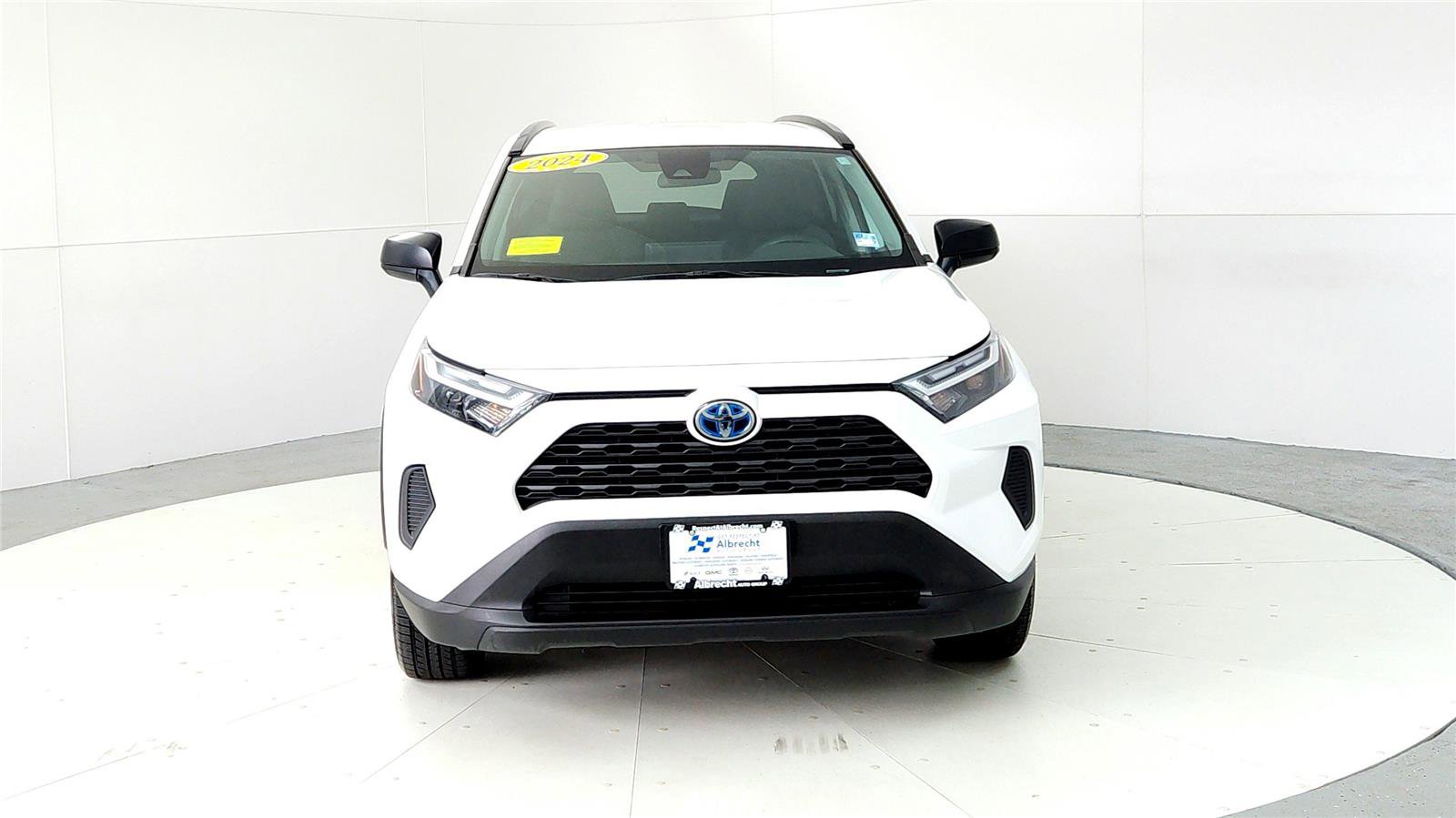 Certified 2024 Toyota RAV4 LE AWD/4WD image 8