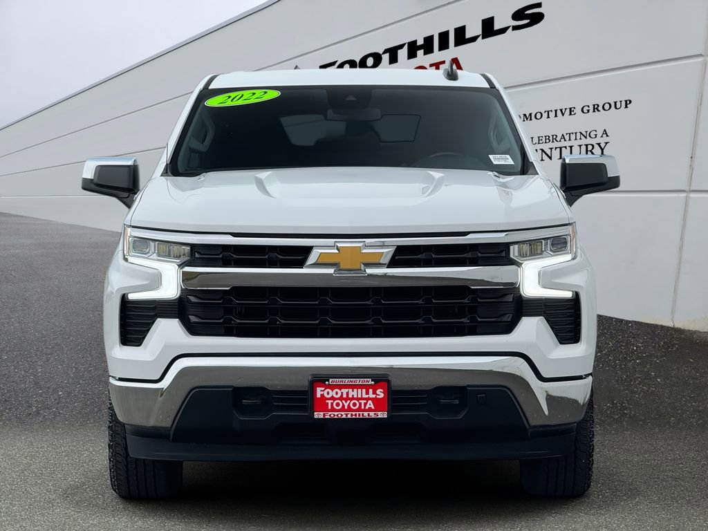 Used 2022 Chevrolet Silverado 1500 LT image 2