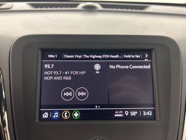 Used 2023 Chevrolet Equinox RS image 15