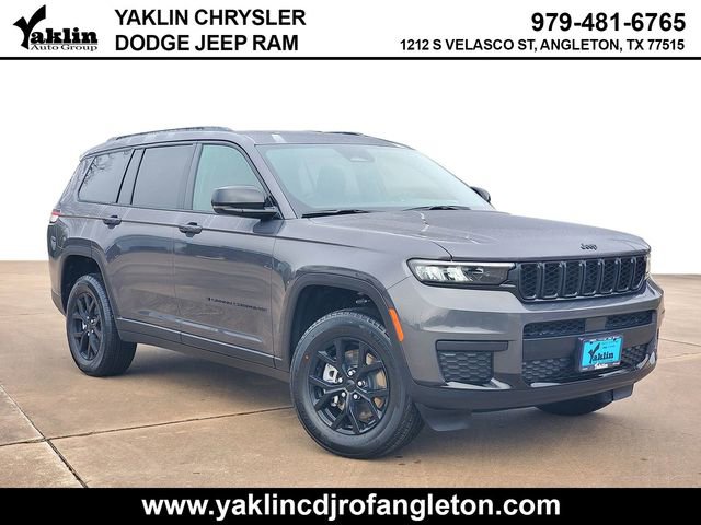 New 2025 Jeep Grand Cherokee L Altitude RWD image 1