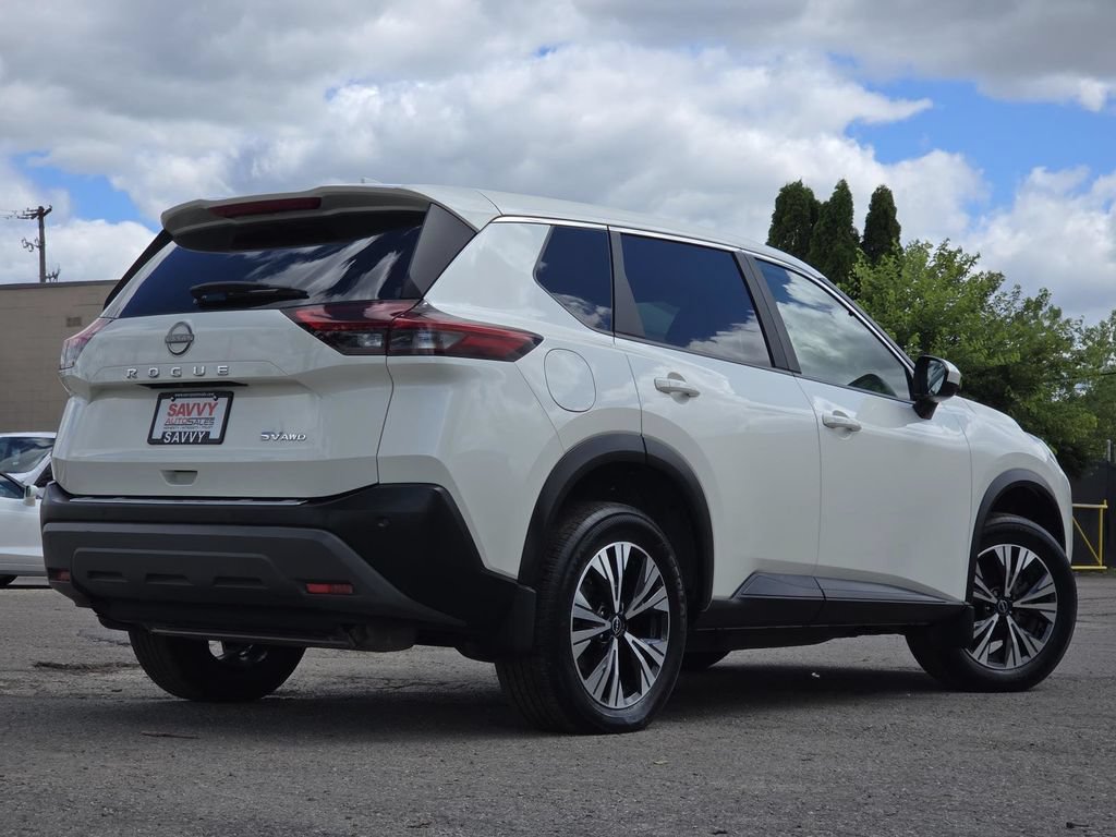Used 2023 Nissan Rogue SV AWD/4WD image 13