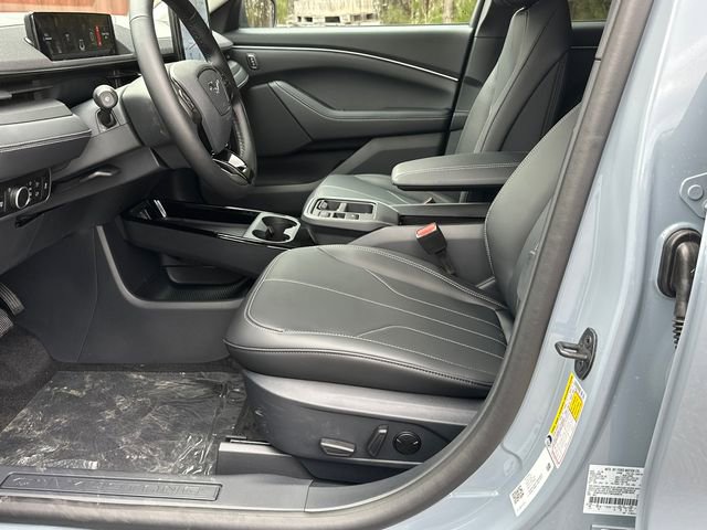 New 2026 Ford Mustang Mach-E Select w/ Comfort Package RWD image 9