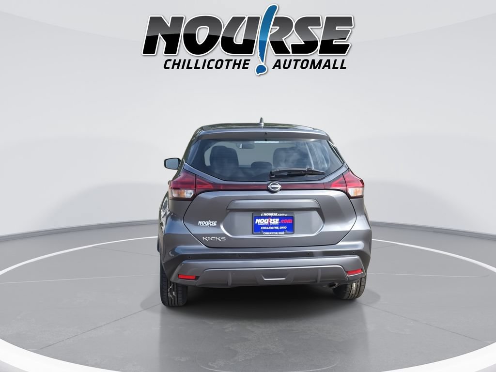 Used 2023 Nissan Kicks S FWD image 7