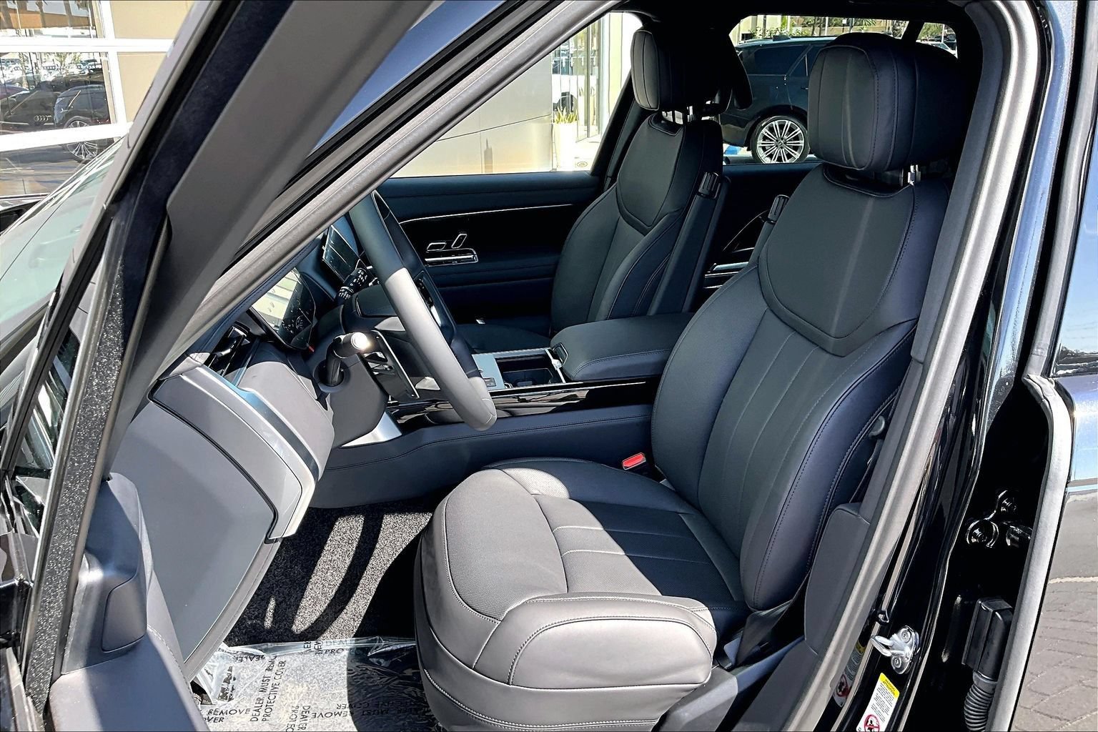 New 2026 Land Rover Range Rover SE AWD/4WD image 9