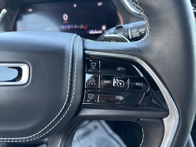 Used 2022 Jeep Grand Cherokee Overland w/ Luxury Tech Group IV image 32