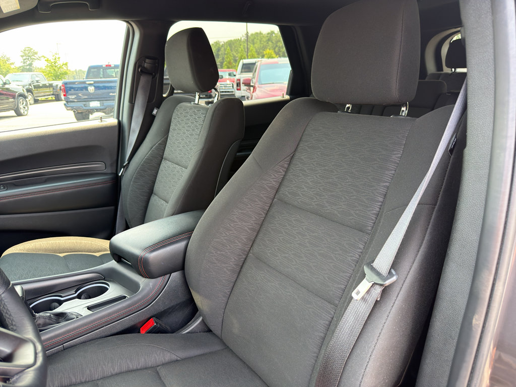 Used 2025 Dodge Durango GT AWD/4WD image 8