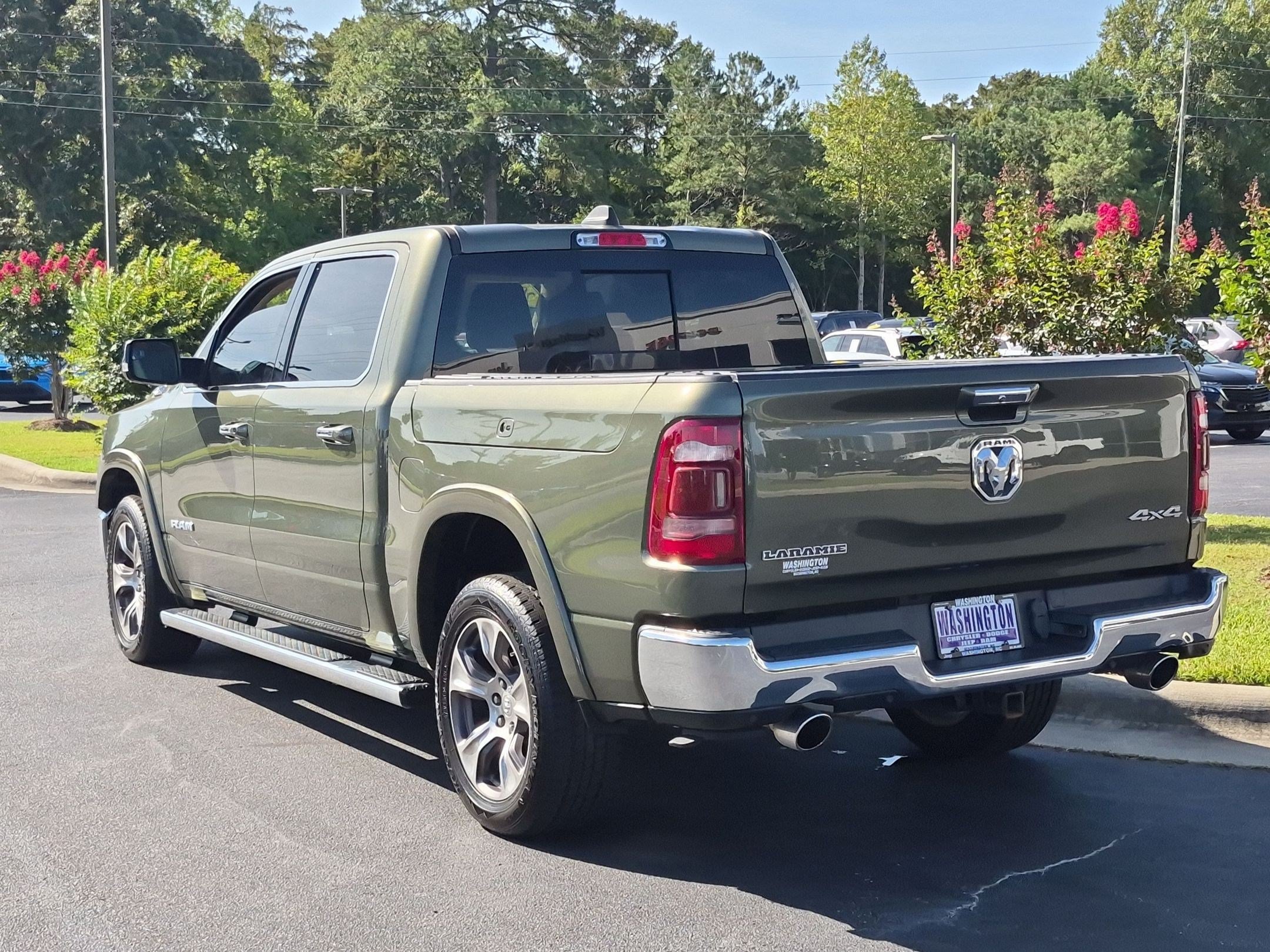 Used 2020 RAM 1500 Laramie AWD/4WD image 7