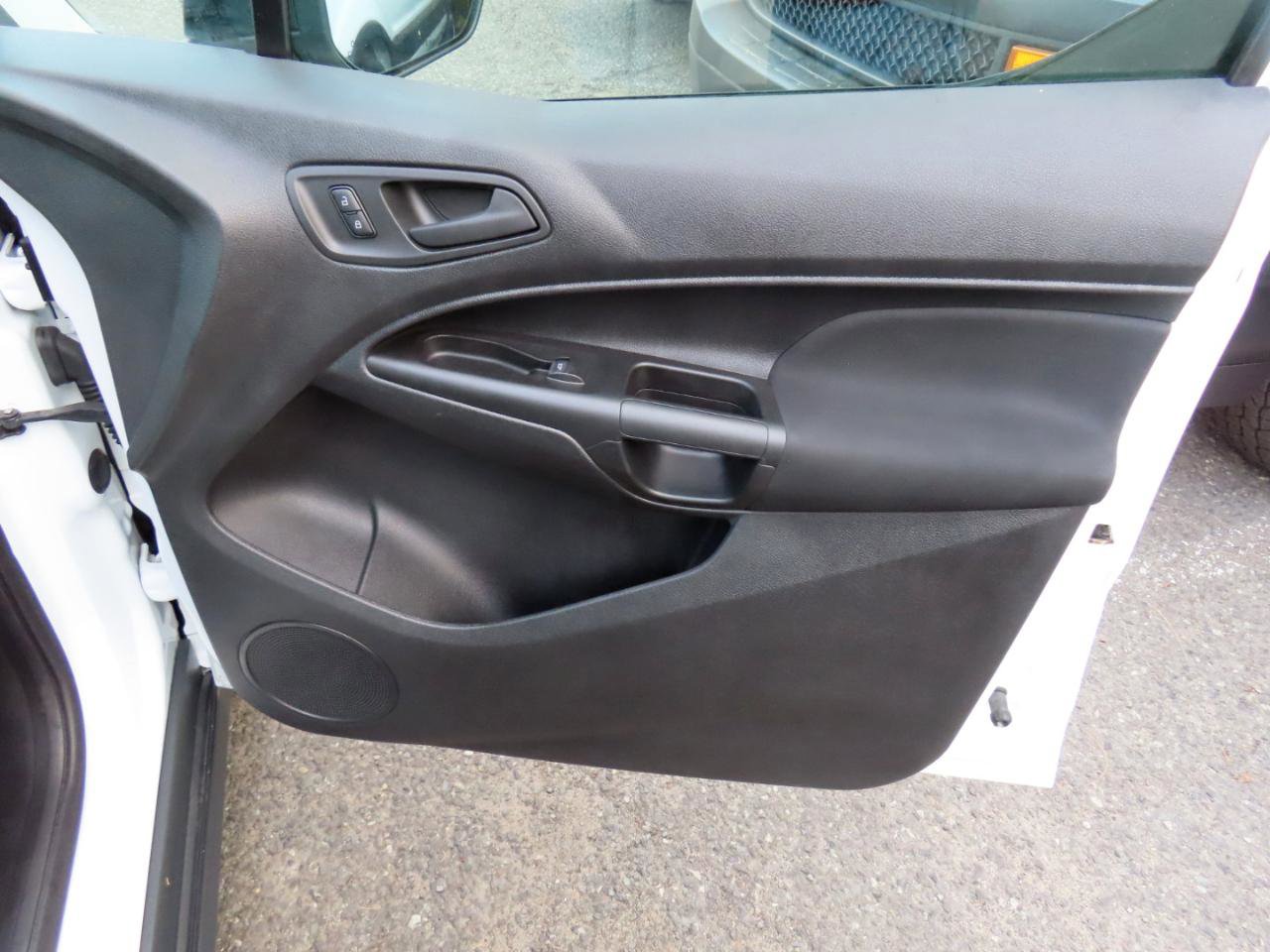 Used 2015 Ford Transit Connect XL FWD image 24