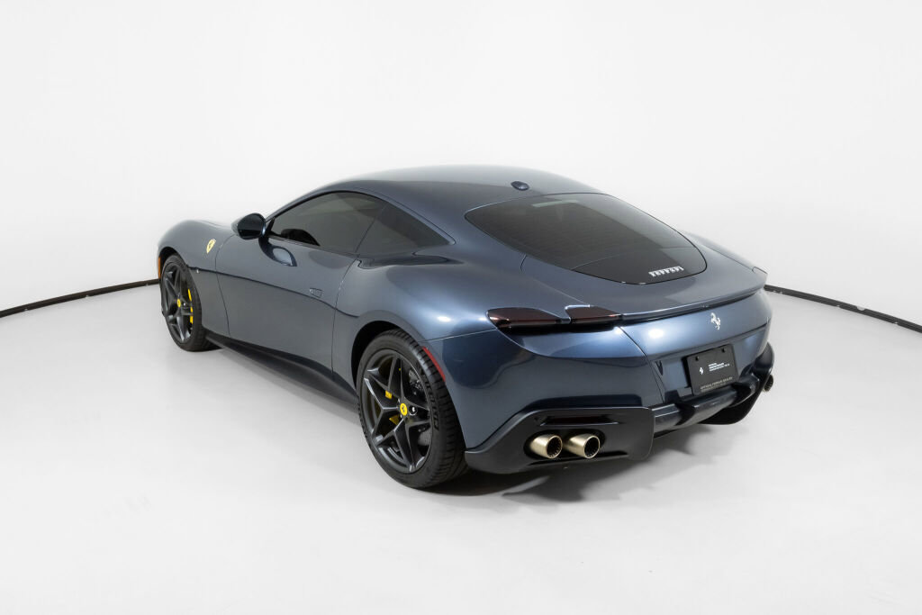 Used 2024 Ferrari Roma image 5