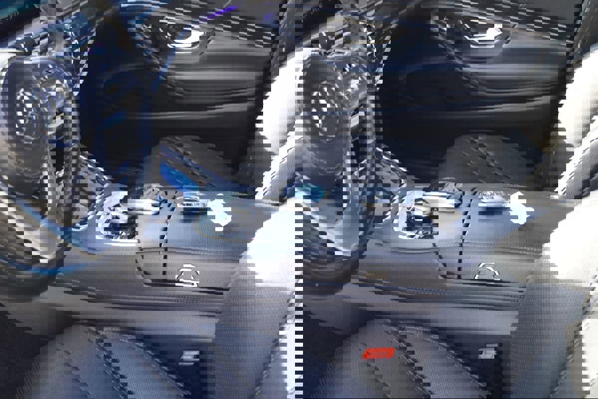 Used 2019 Mercedes-Benz S 450 Sedan w/ Premium Package image 29