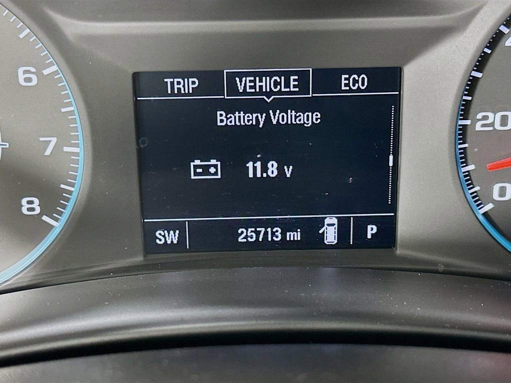 Used 2023 Chevrolet Equinox LS w/ Sport Edition image 17