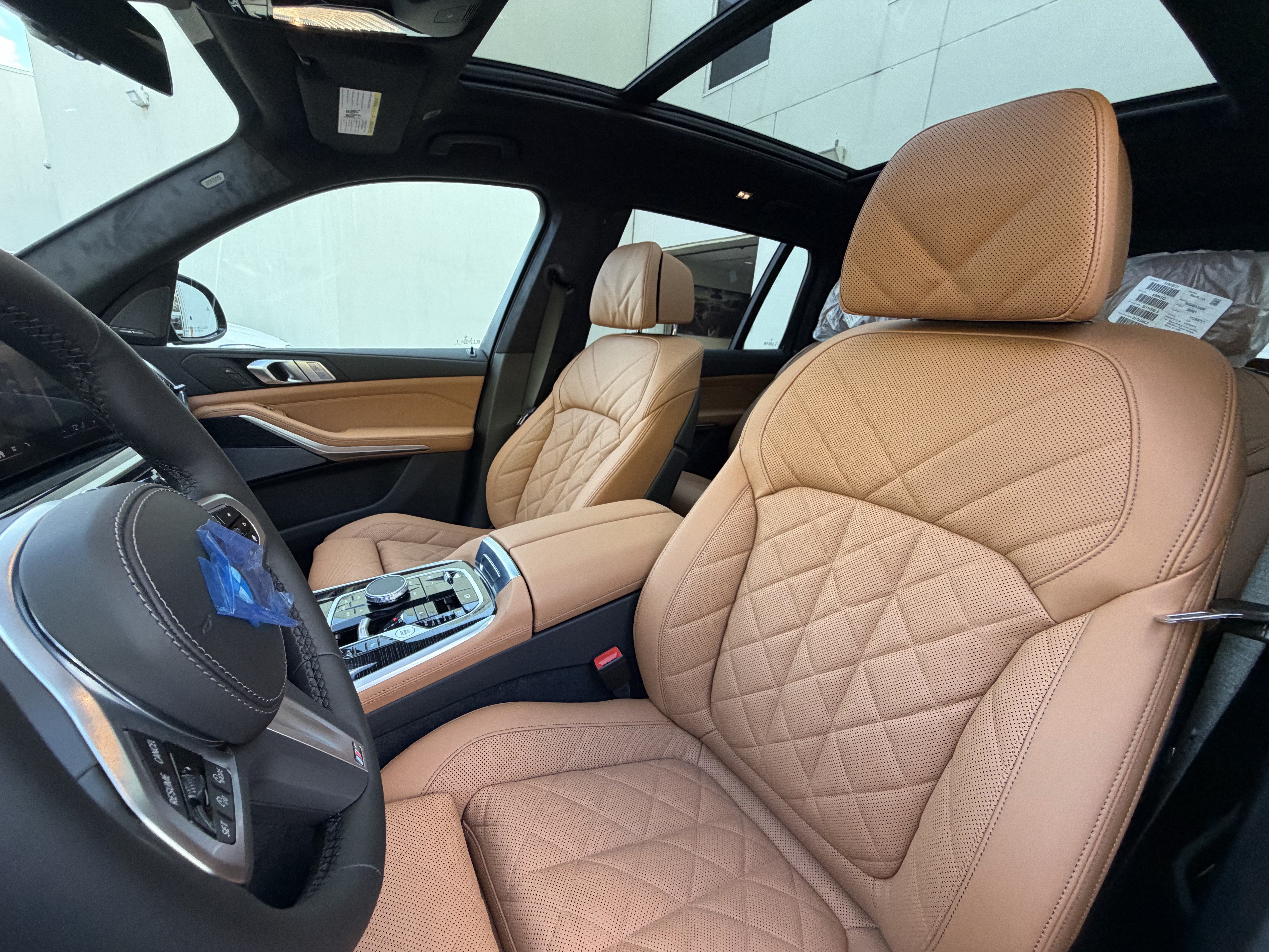 New 2027 BMW X7 xDrive40i w/ M Sport Package AWD/4WD image 9