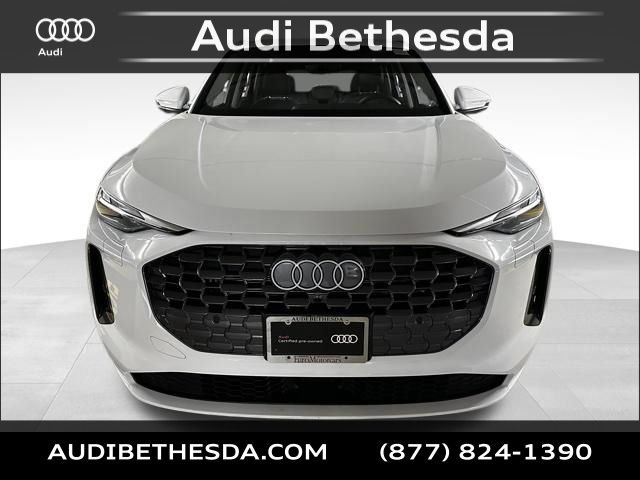 Certified 2025 Audi Q5 Premium w/ Convenience Package AWD/4WD image 2