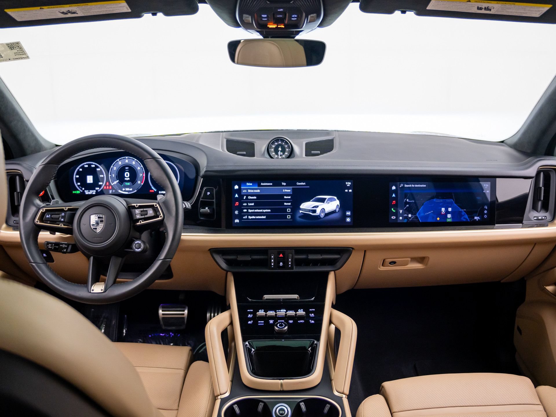 Certified 2025 Porsche Cayenne Turbo AWD/4WD image 11