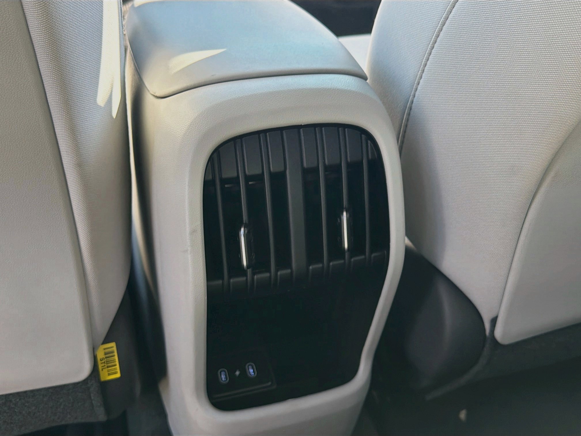 Used 2025 Hyundai Kona SEL AWD/4WD image 27