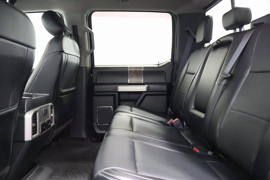 Used 2019 Ford F350 Lariat w/ Chrome Package image 25