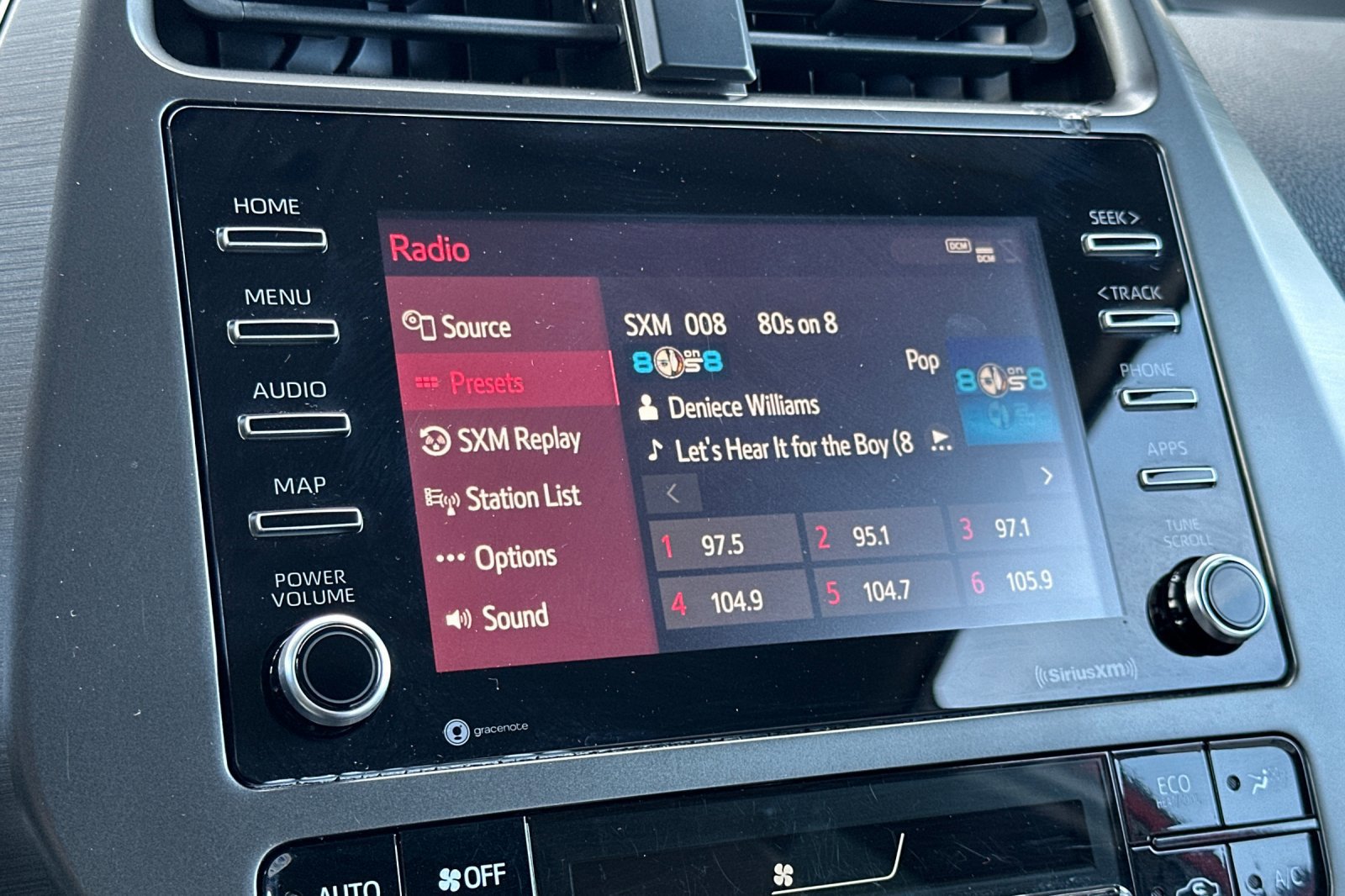 Certified 2021 Toyota Prius L Eco image 17