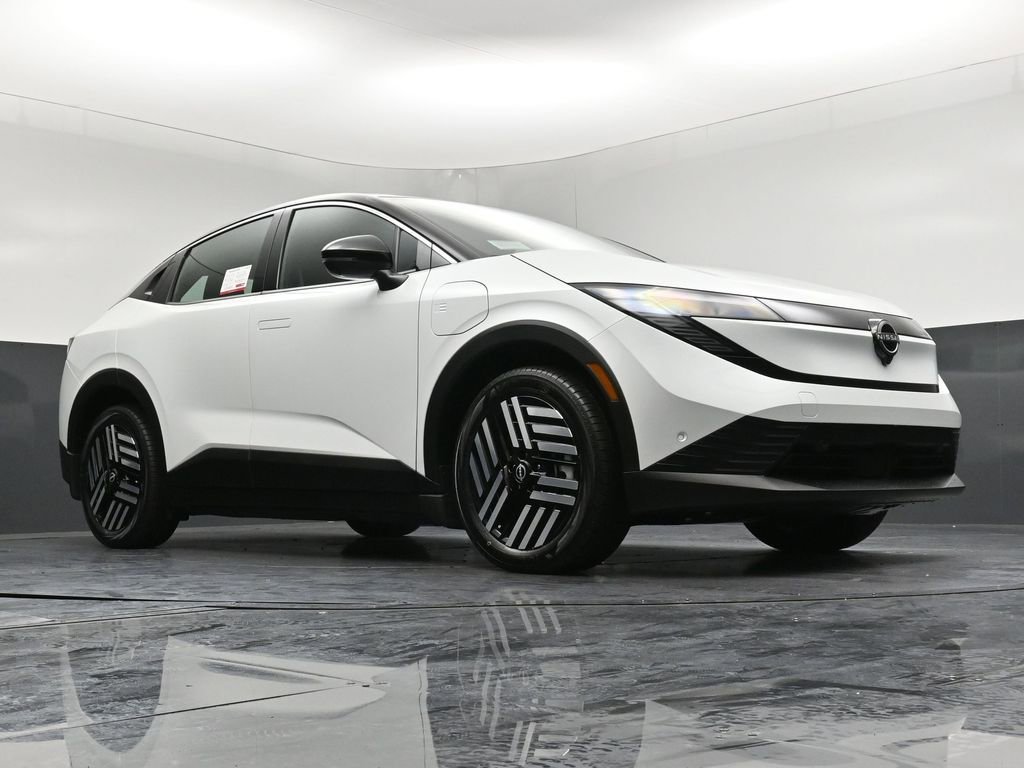 New 2026 Nissan Leaf SV+ w/ Floor Mat Package (SV+) image 31