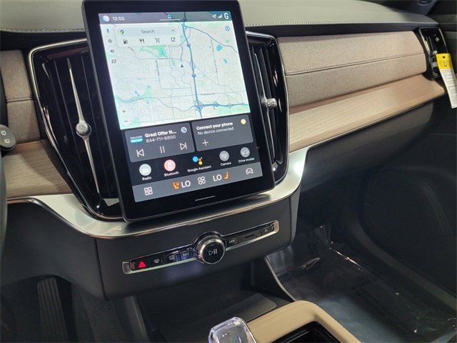 New 2026 Volvo XC90 B6 Plus w/ Protection Package Premier image 24