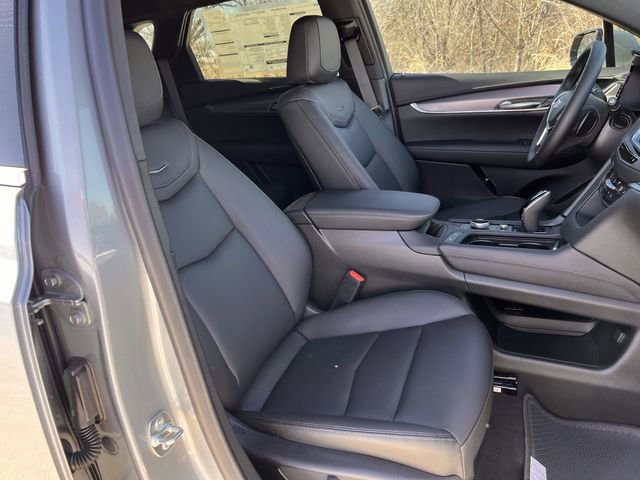 New 2026 Cadillac XT5 Luxury image 23