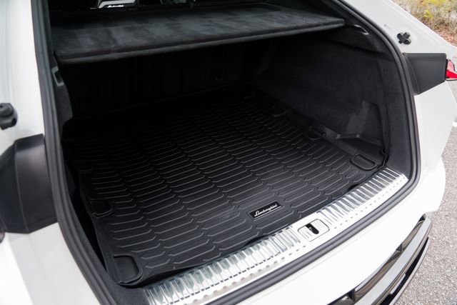 Used 2024 Lamborghini Urus Performante image 36