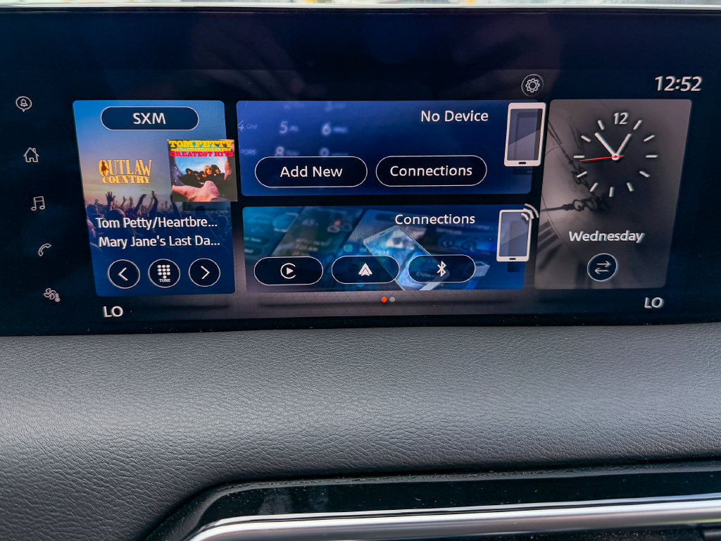 Certified 2025 Nissan Armada SV AWD/4WD image 13
