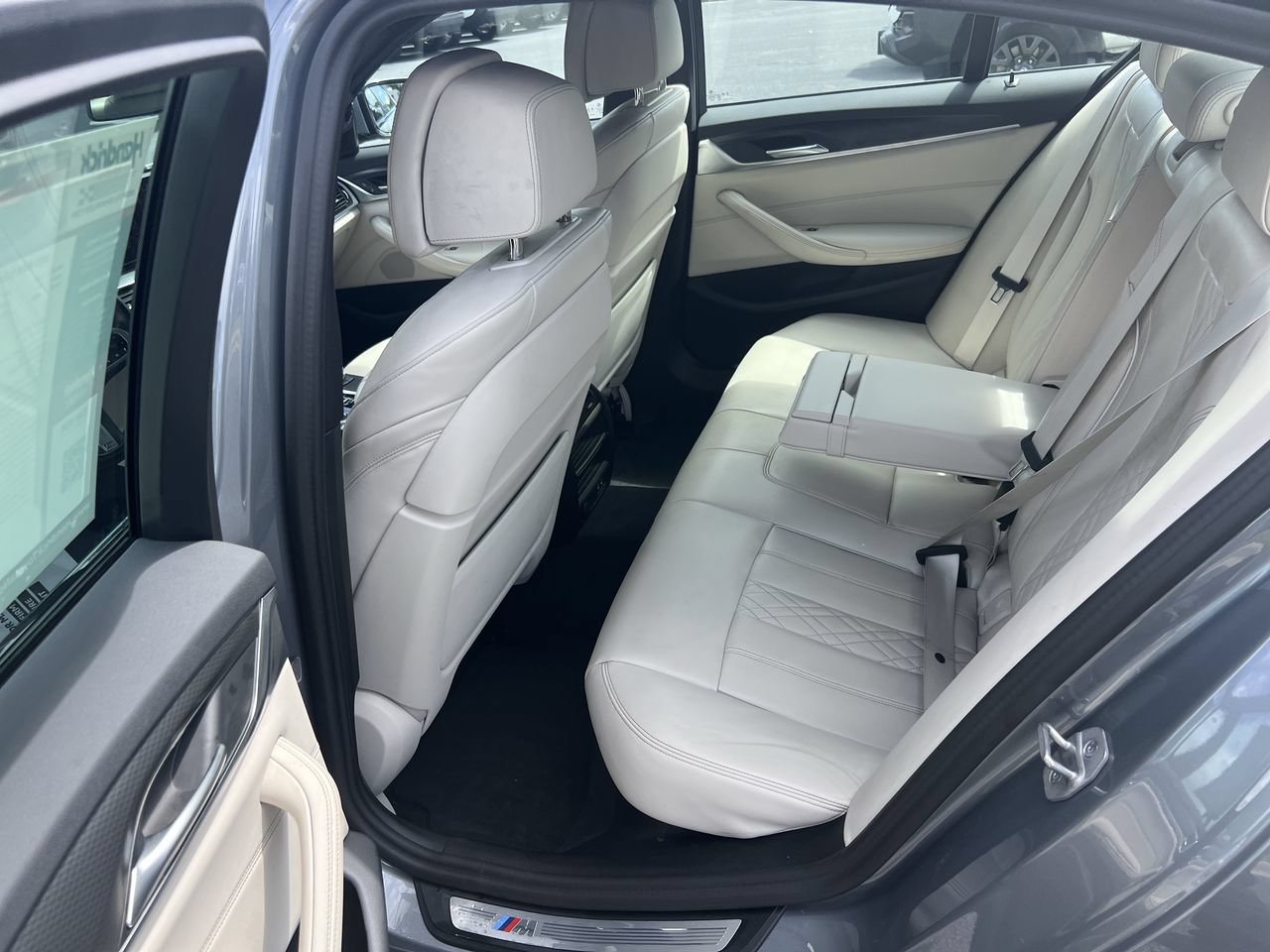 Used 2023 BMW 540i w/ M Sport Package RWD image 32