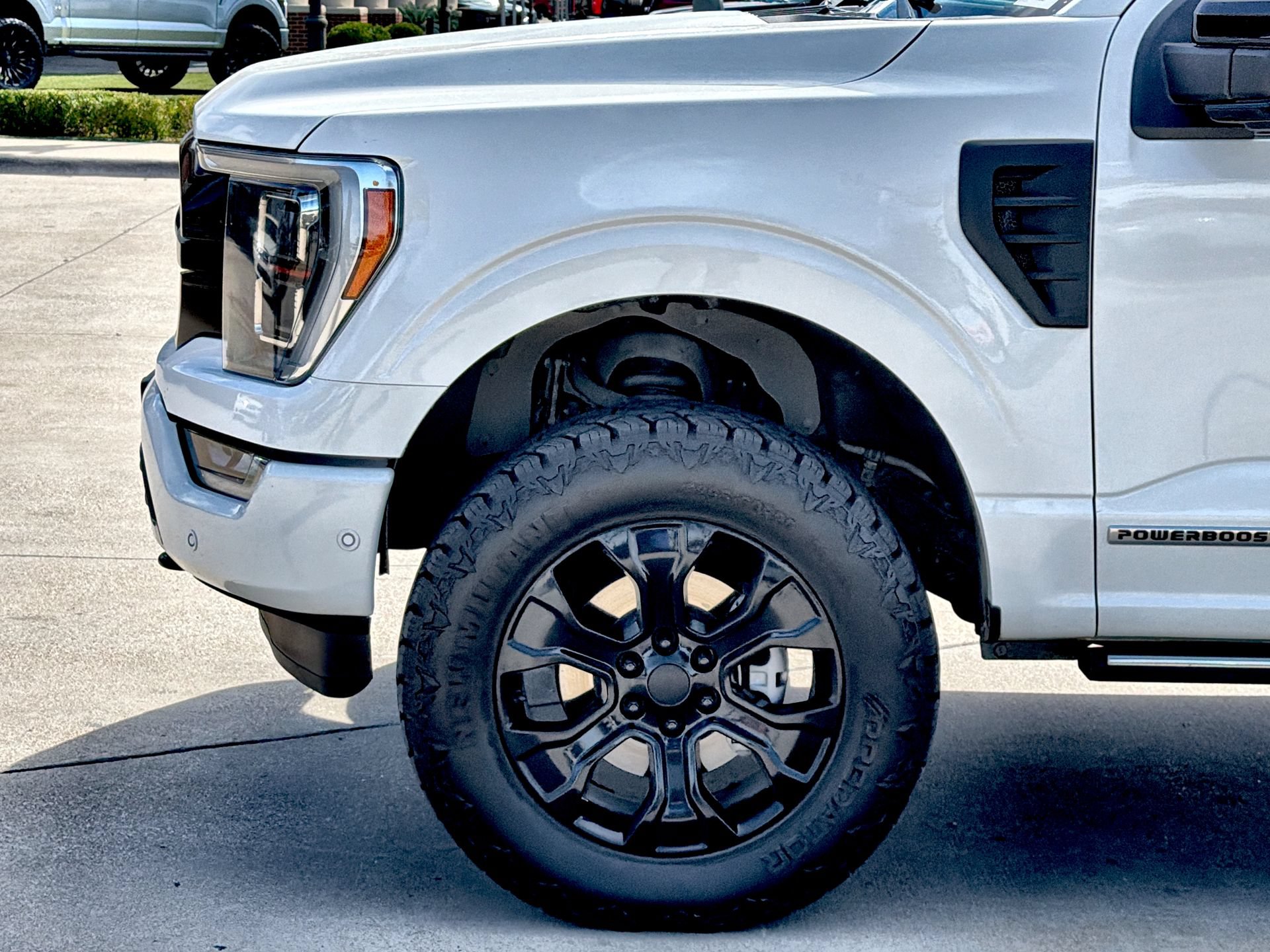 Certified 2023 Ford F150 Platinum w/ Equipment Group 701A High AWD/4WD image 10