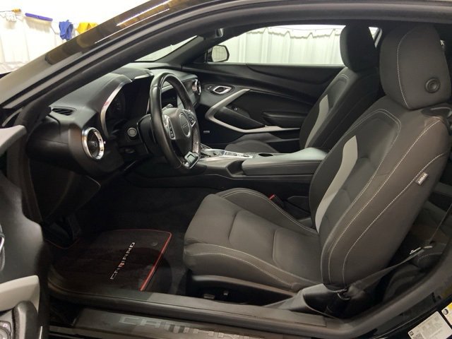 Used 2021 Chevrolet Camaro LT w/ RS Package image 25