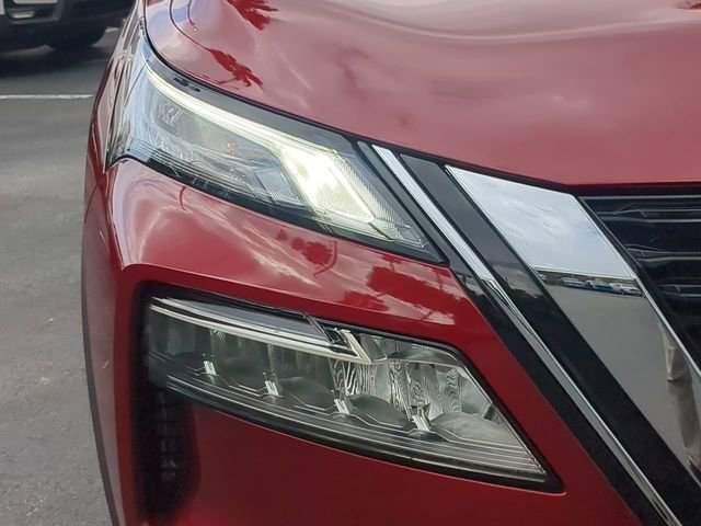 Used 2023 Nissan Rogue SL w/ SL Premium Package image 10