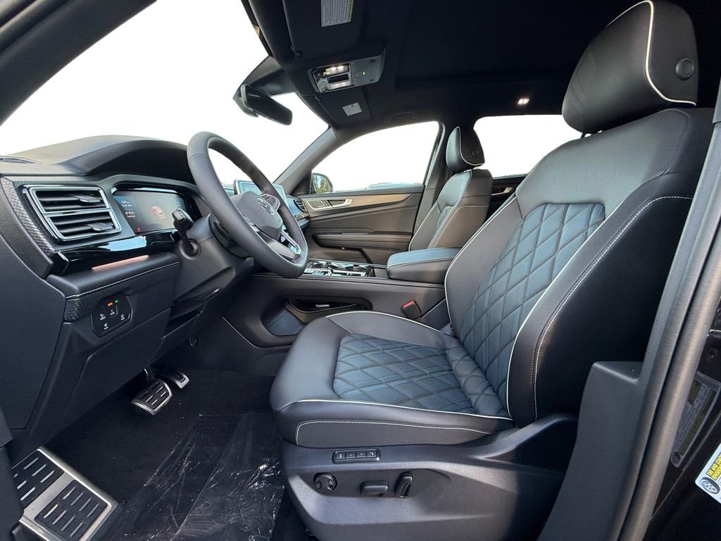 New 2026 Volkswagen Atlas Cross Sport SEL Premium R-Line image 9