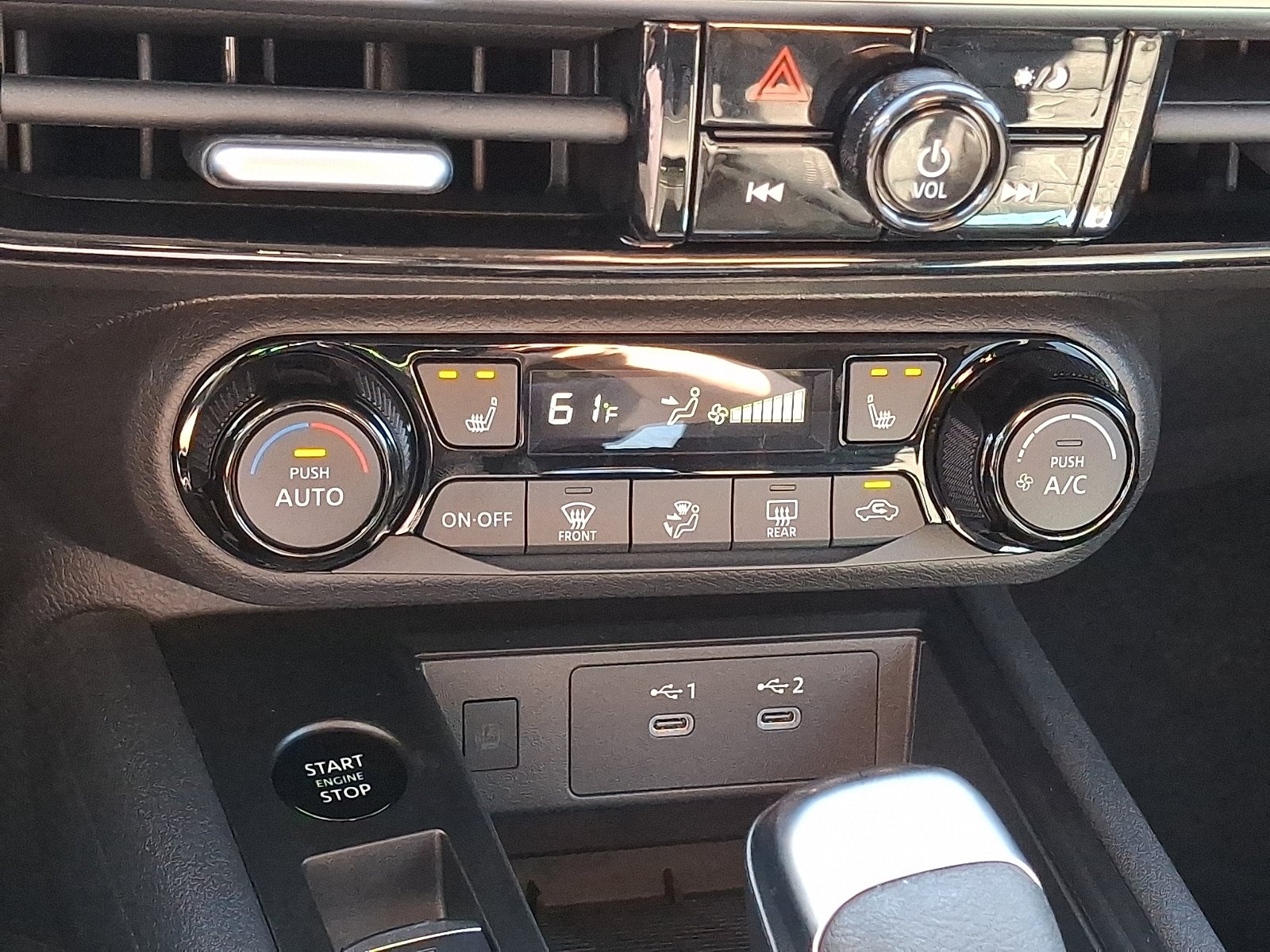 Used 2026 Nissan Kicks SV w/ Cold Weather Package AWD/4WD image 15