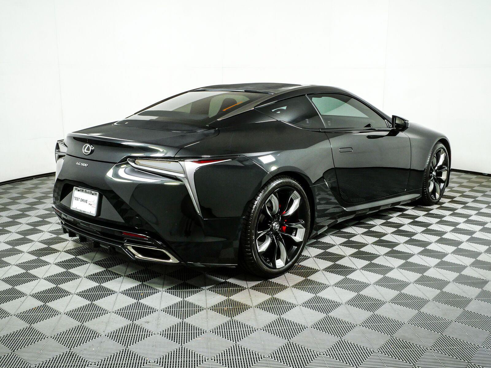 Used 2024 Lexus LC 500 Coupe w/ Sport Package RWD image 3