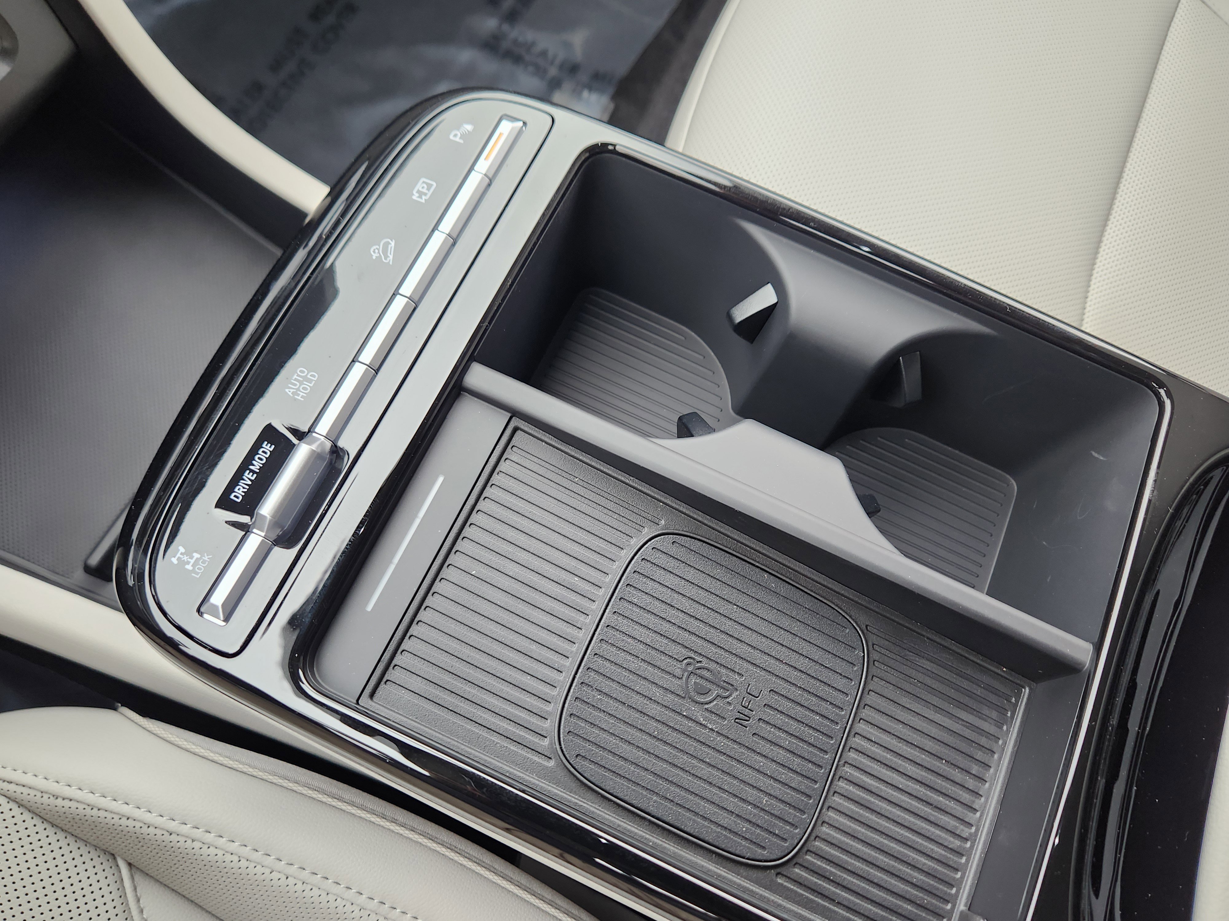 New 2025 Hyundai Tucson Limited w/ Tow & Go Package image 15