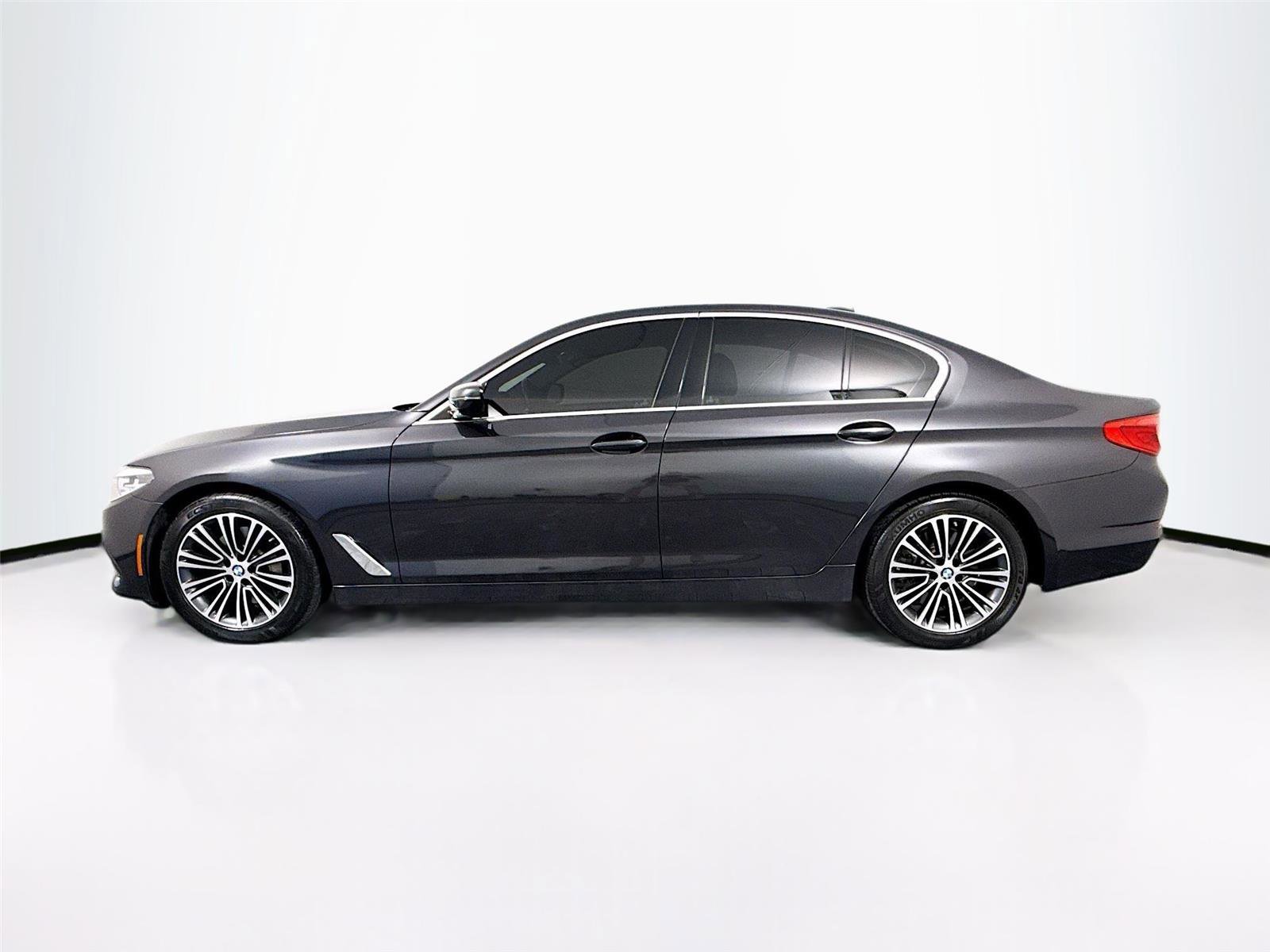 Used 2019 BMW 540i w/ Convenience Package RWD image 29
