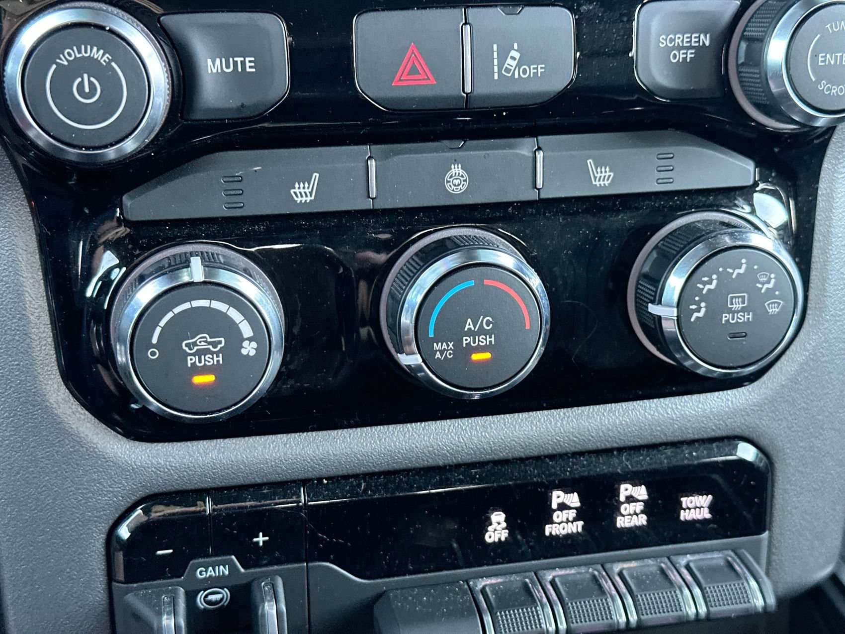Used 2025 RAM 1500 Lone Star AWD/4WD image 18