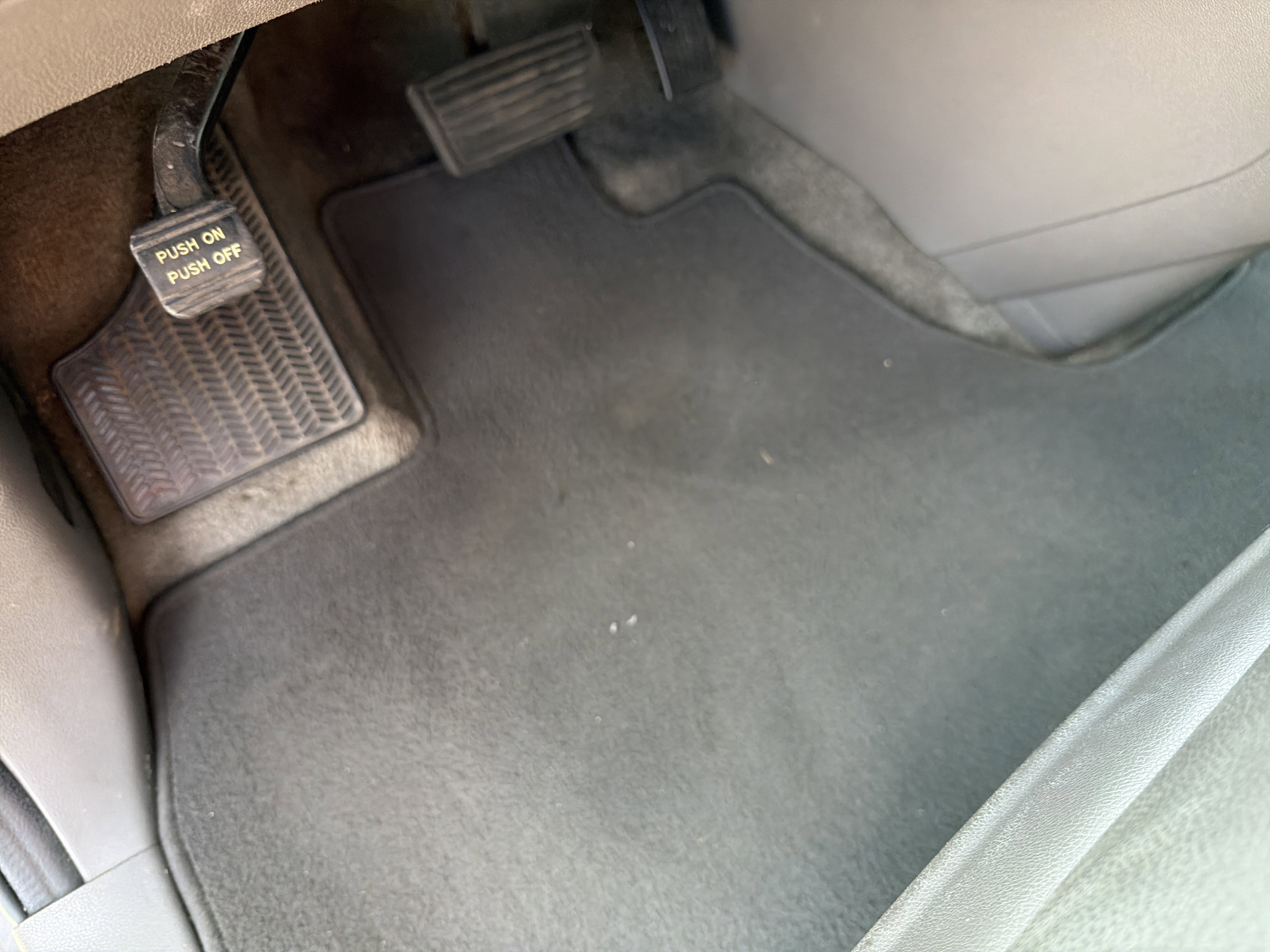 Used 2015 Honda Odyssey EX-L image 17