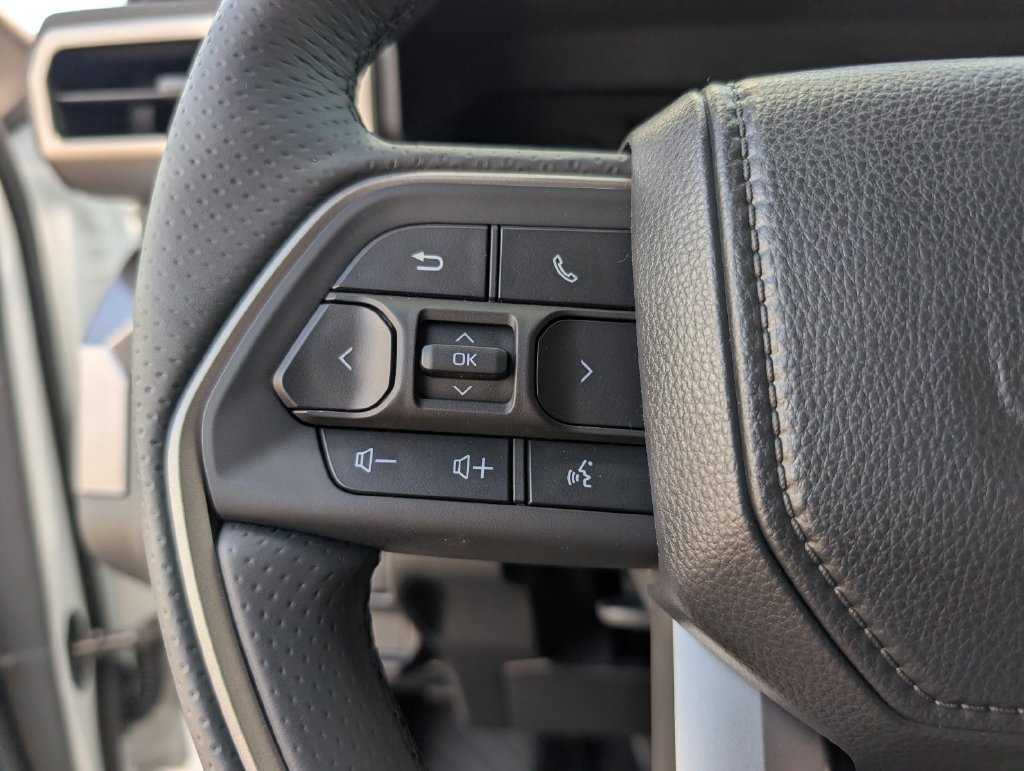New 2026 Toyota 4Runner SR5 AWD/4WD image 23